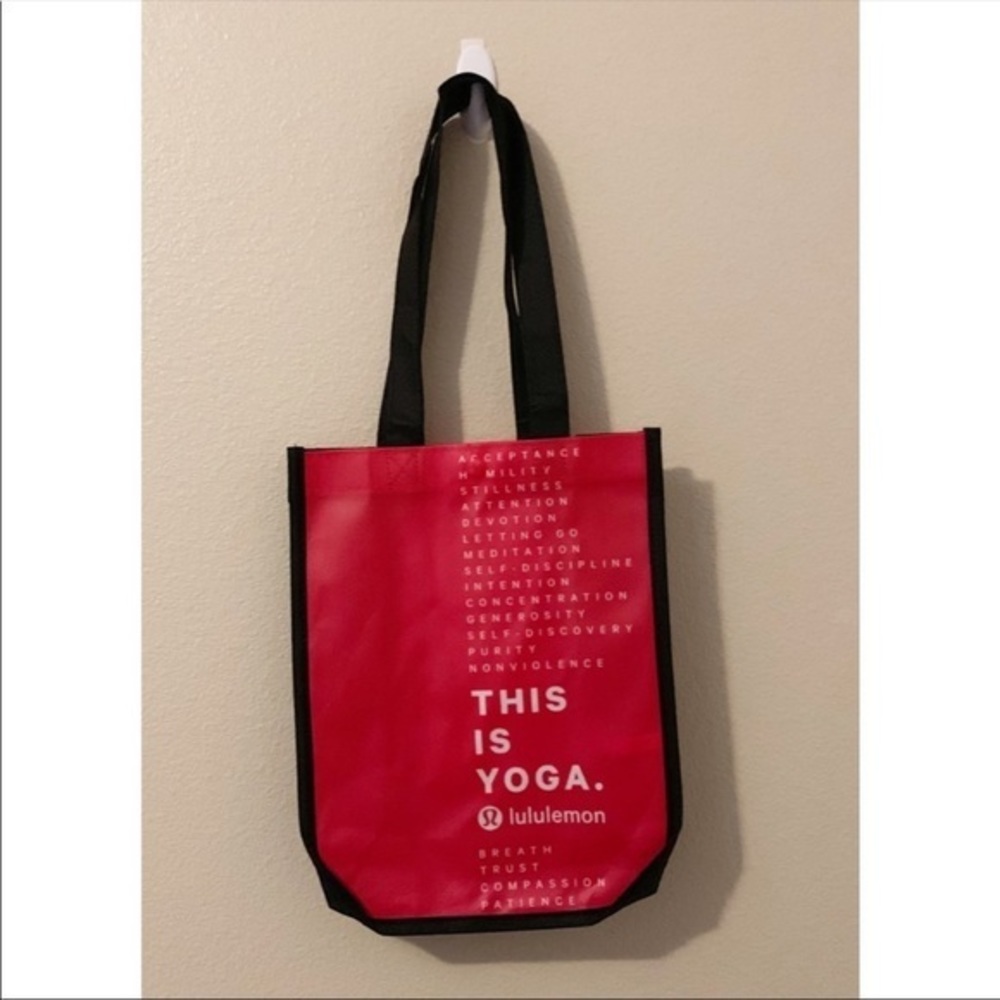(2) NEW LULULEMON Red Recycle  Bags